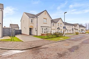 Queen Mary Crescent, Clydebank, G81 2AB
